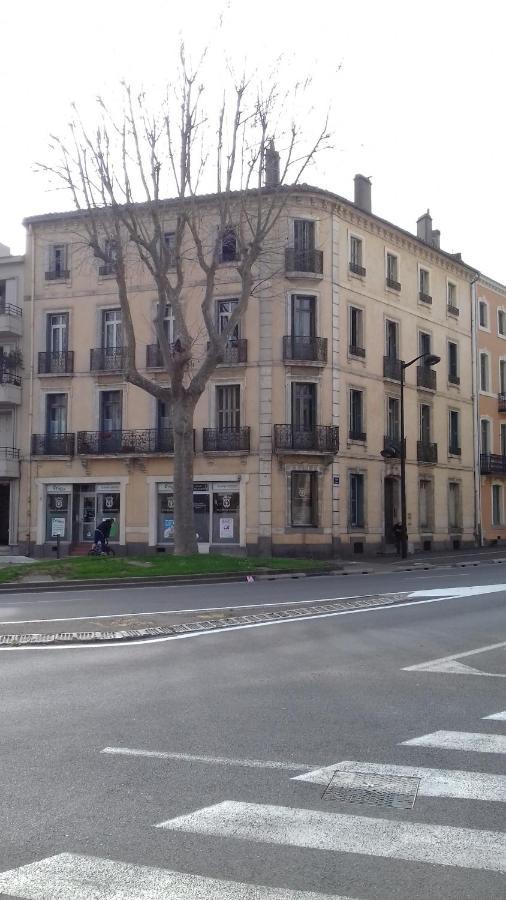 Ferienwohnung Un Petit Coin De Bastide Carcassonne Exterior foto